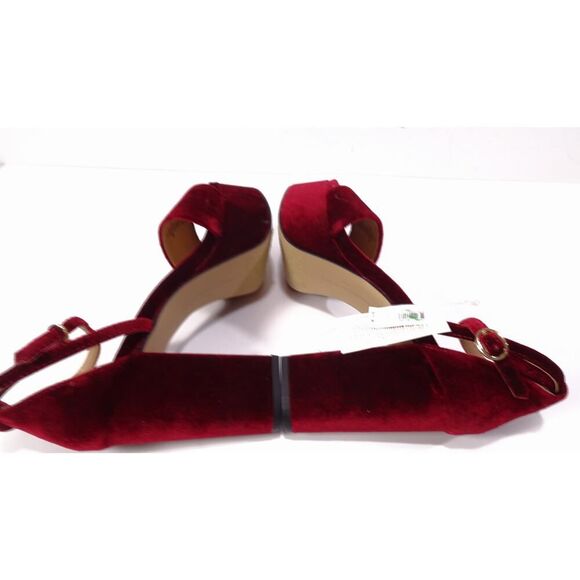 Banana Republic Women's Velvet Platform Dress Heel Pumps Sz 6 NWT 175 IRRG - Picture 14 of 16